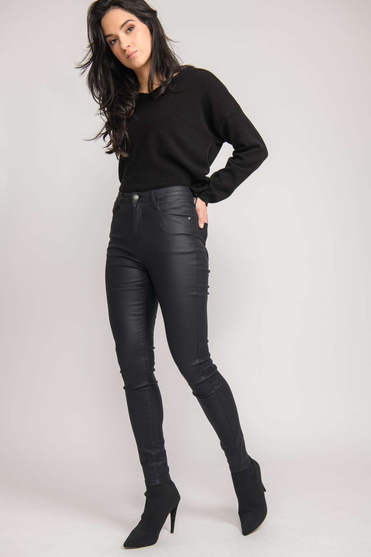 Wrangler Courtney Coated Leather Look Skinny Jeans in Black | Lyst-sonthuy.vn